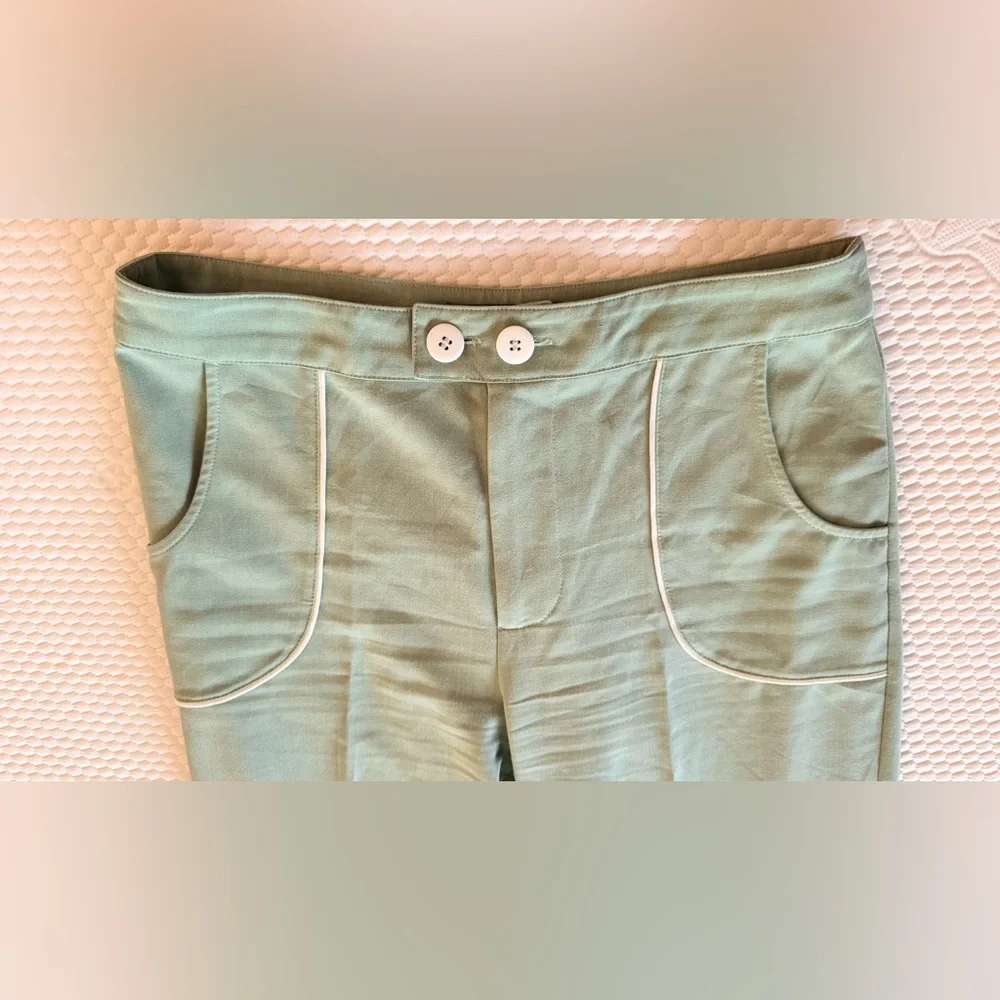 MODCLOTH Pastel Mint Green Wide Leg Trousers Pants w White Piping Trim